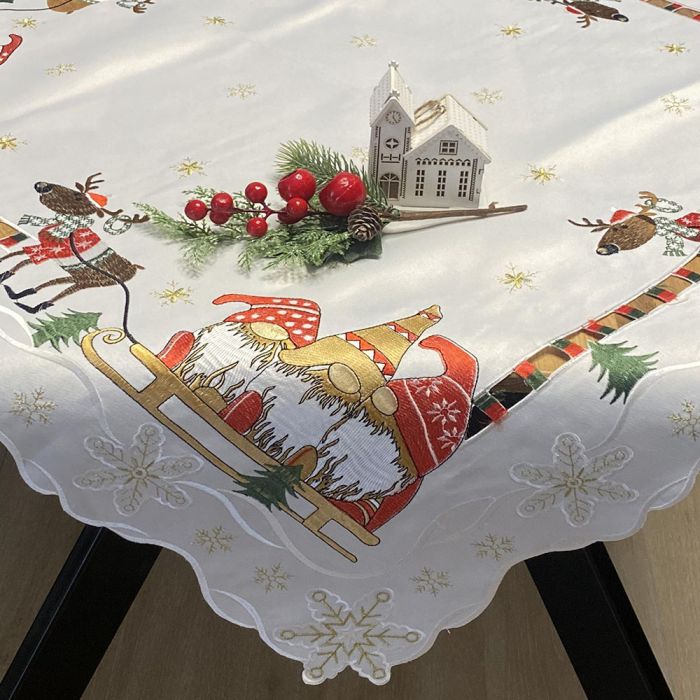 Siuvinėta Kalėdinė staltiesė||TavoSapnas
