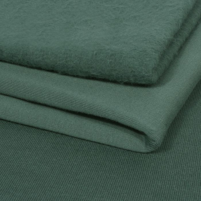 Trikotažas su pūkeliu sendintas žalias, 0.85x1.80m||TavoSapnas