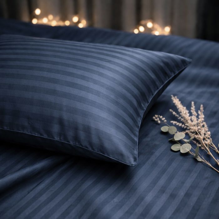 Juostuoto satino pagalvės užvalkalas su užtrauktuku Denim, 50x70 cm||TavoSapnas