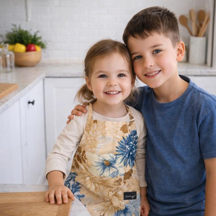 Vaikiška prijuostė Blue Flowers||TavoSapnas