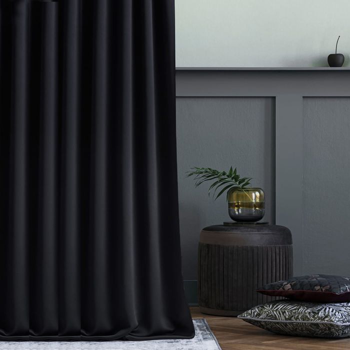 Naktinių užuolaidų komplektas Blackout Classic, plotis 310 cm||TavoSapnas
