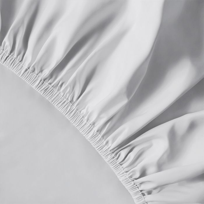 Pure Collection satino paklodė su guma SILVER, 160x200 cm||TavoSapnas