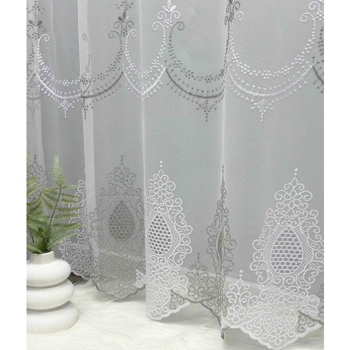 Dieninė užuolaida Silver Magic, plotis 460 cm||TavoSapnas