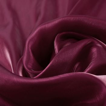 Dirbtinis korėjietiškas šilkas, bordo, likutis 0.50x0.55m|Audiniai|TavoSapnas
