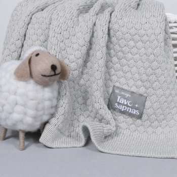 Megztas merino vilnos pledukas Pilkas debesėlis, 75x100 cm|Vidutinio šiltumo |TavoSapnas