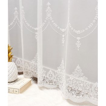 Pasiūta dieninė užuolaida Dawina|Užuolaidos|TavoSapnas