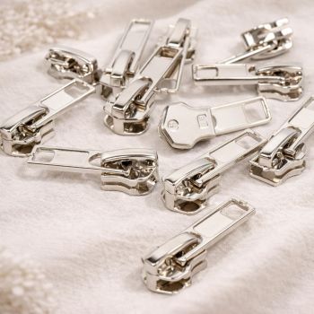 Galvutė matuojamam metaliniui užtrauktukui Nr.5|Užtrauktukai|TavoSapnas