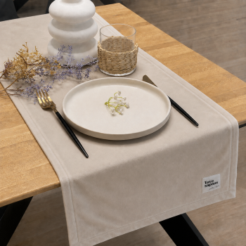 Veliūrinis stalo takelis Beige, 40x145 cm|Namų tekstilė|TavoSapnas