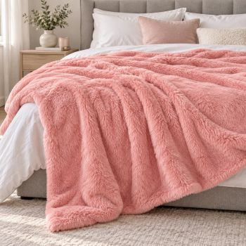 Super Soft pliušo pledas-lovatiesė, 200x220 cm|Patalynė|TavoSapnas