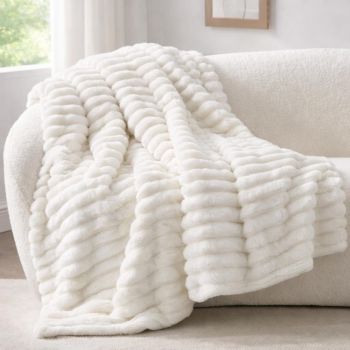 Super Soft pliušo pledas-lovatiesė, 200x220 cm|Patalynė|TavoSapnas